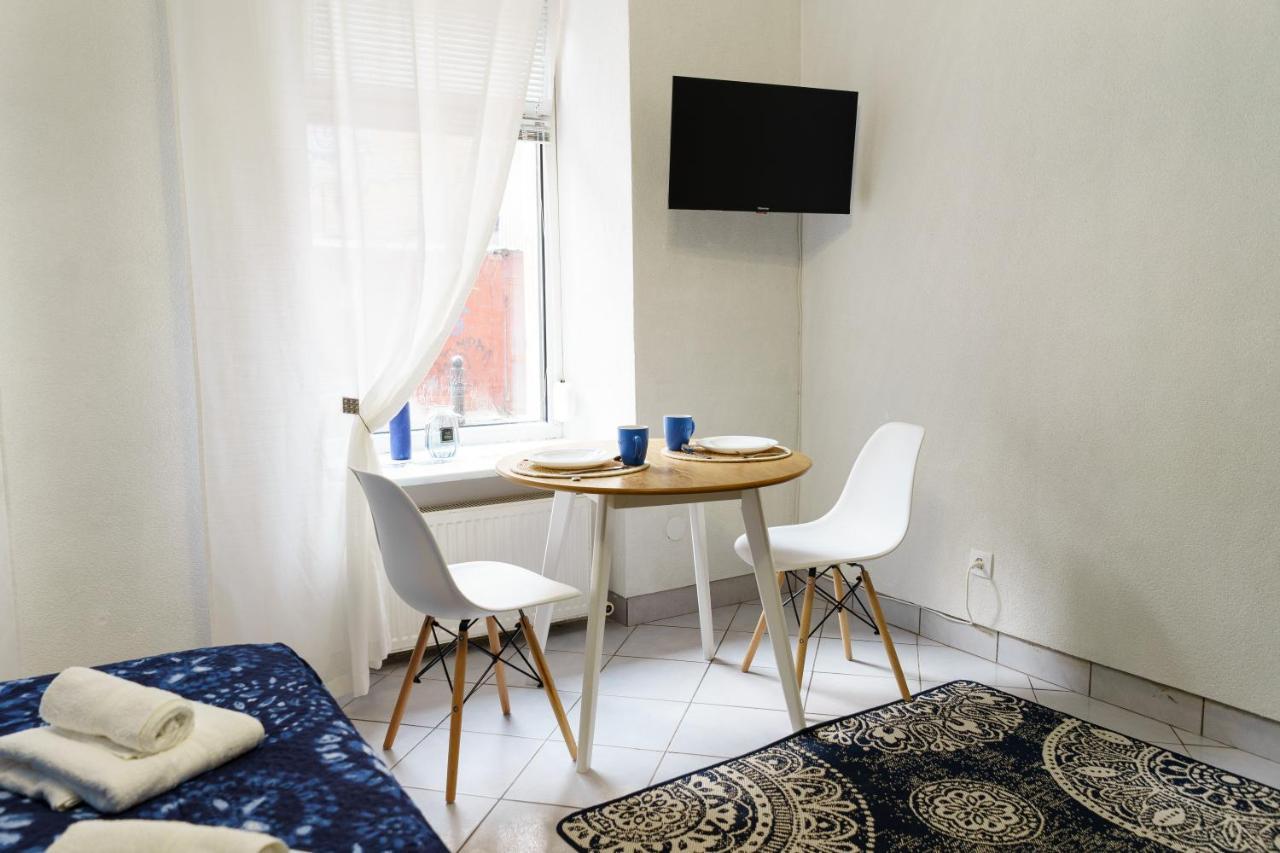 Charming Apartments In The Heart Of Lviv - Valova, Nasypna Str Extérieur photo