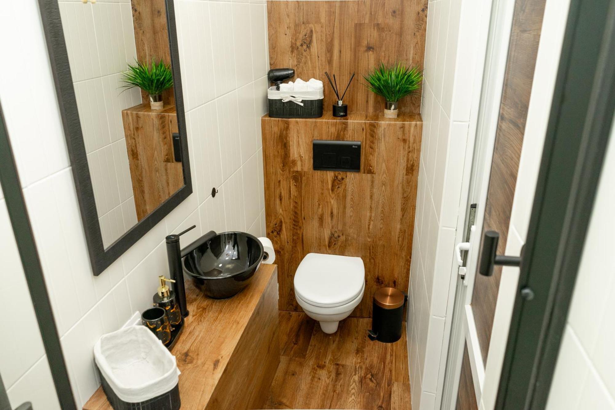 Charming Apartments In The Heart Of Lviv - Valova, Nasypna Str Extérieur photo