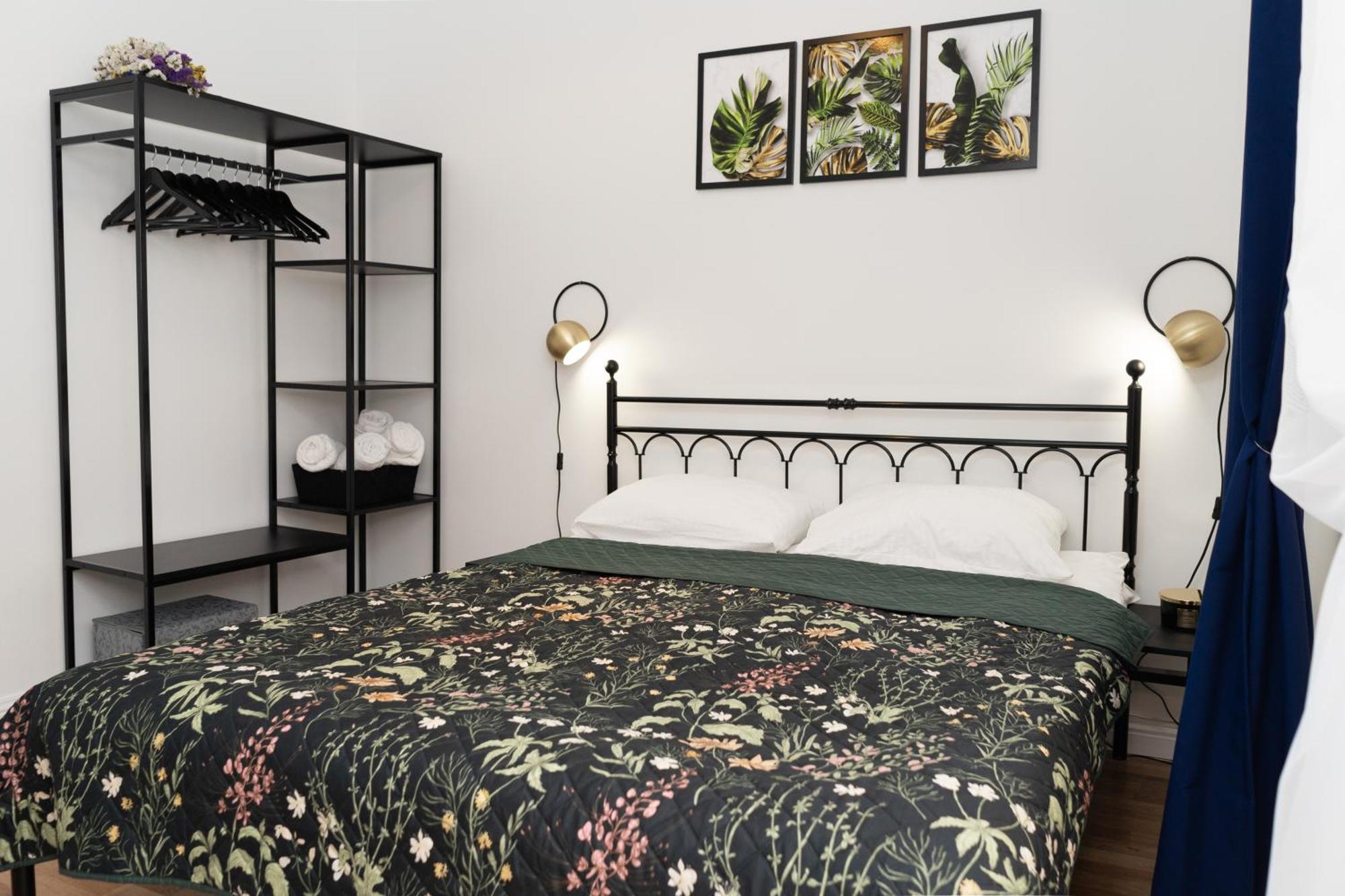 Charming Apartments In The Heart Of Lviv - Valova, Nasypna Str Extérieur photo