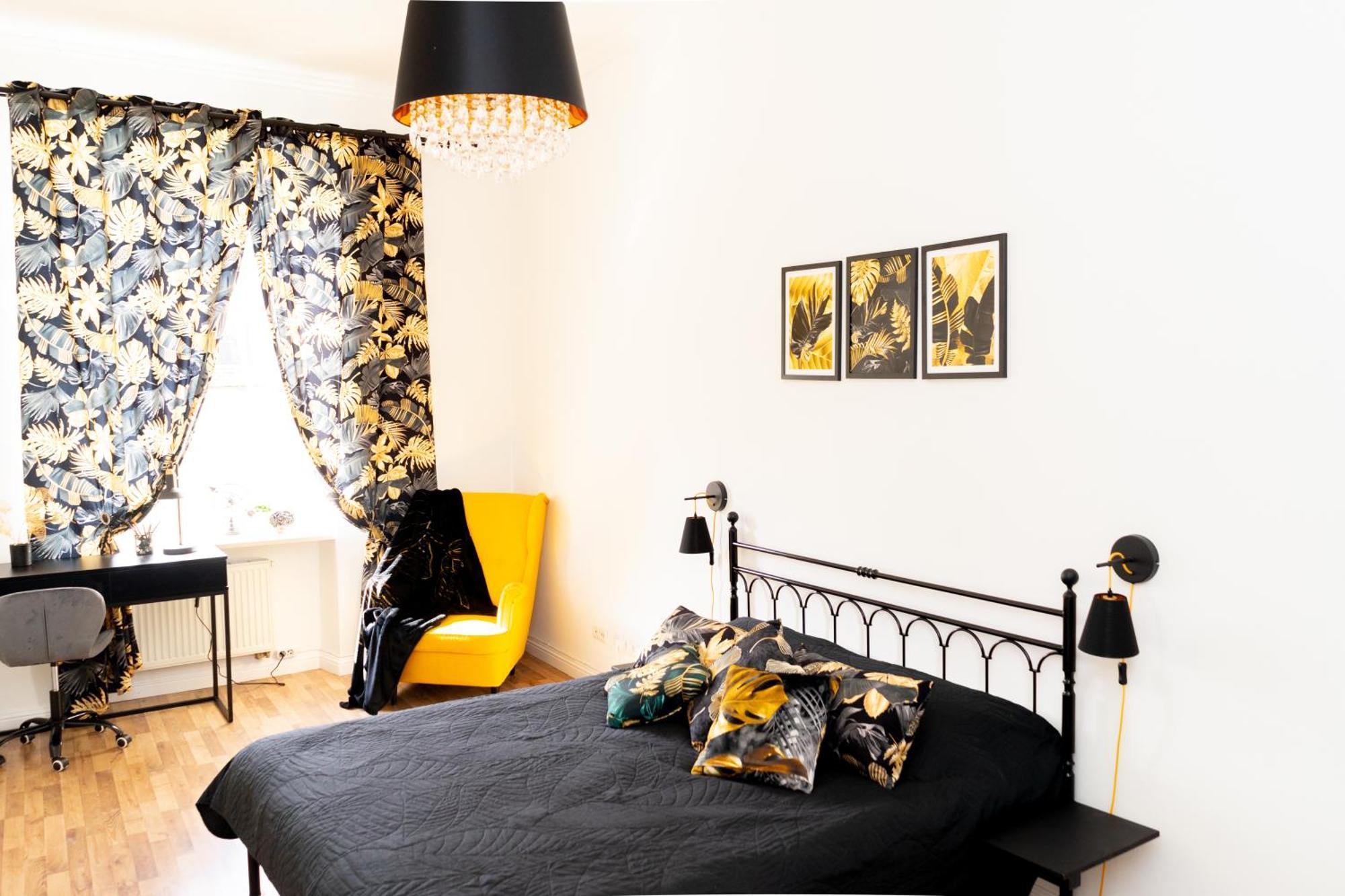 Charming Apartments In The Heart Of Lviv - Valova, Nasypna Str Extérieur photo