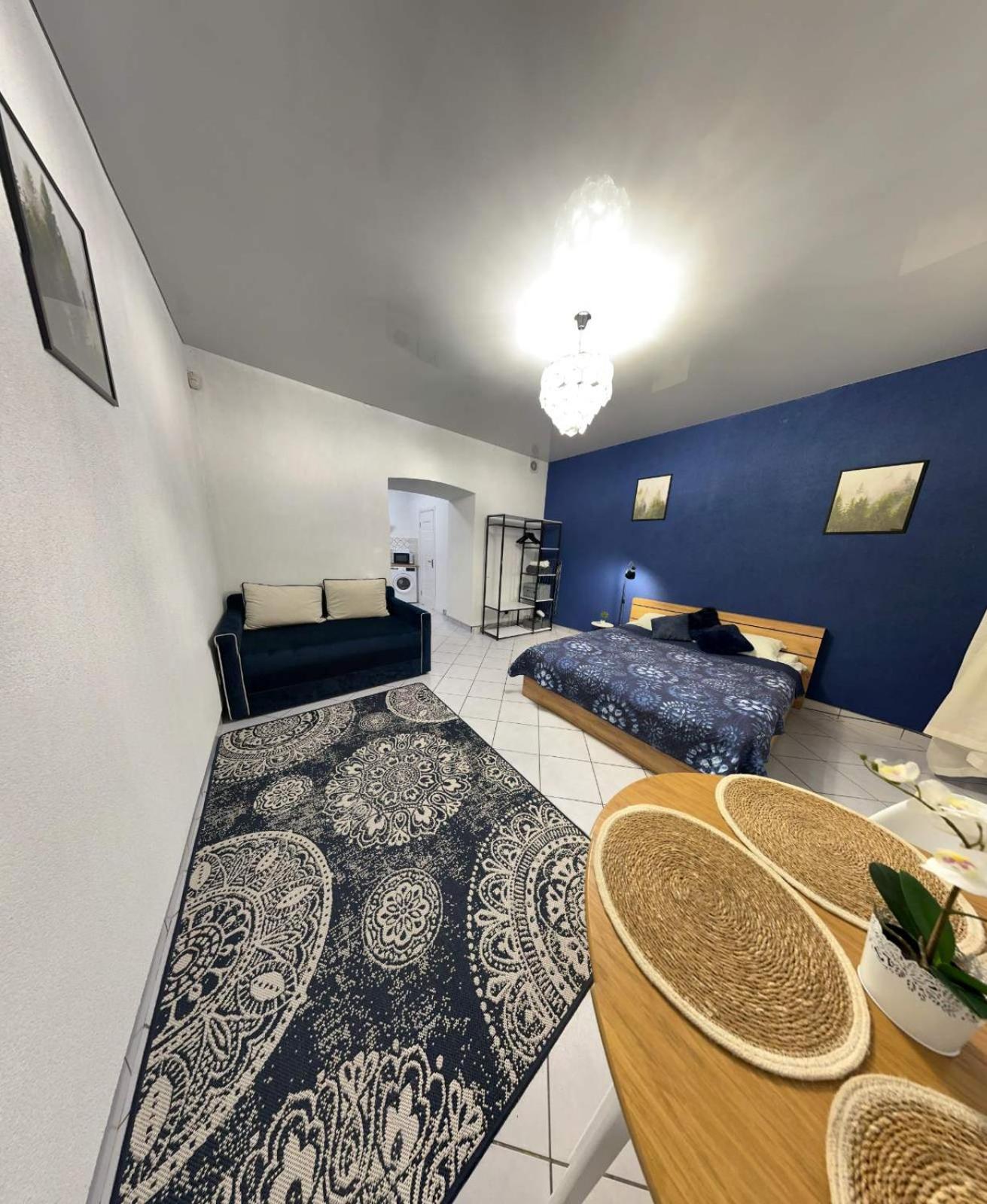 Charming Apartments In The Heart Of Lviv - Valova, Nasypna Str Chambre photo